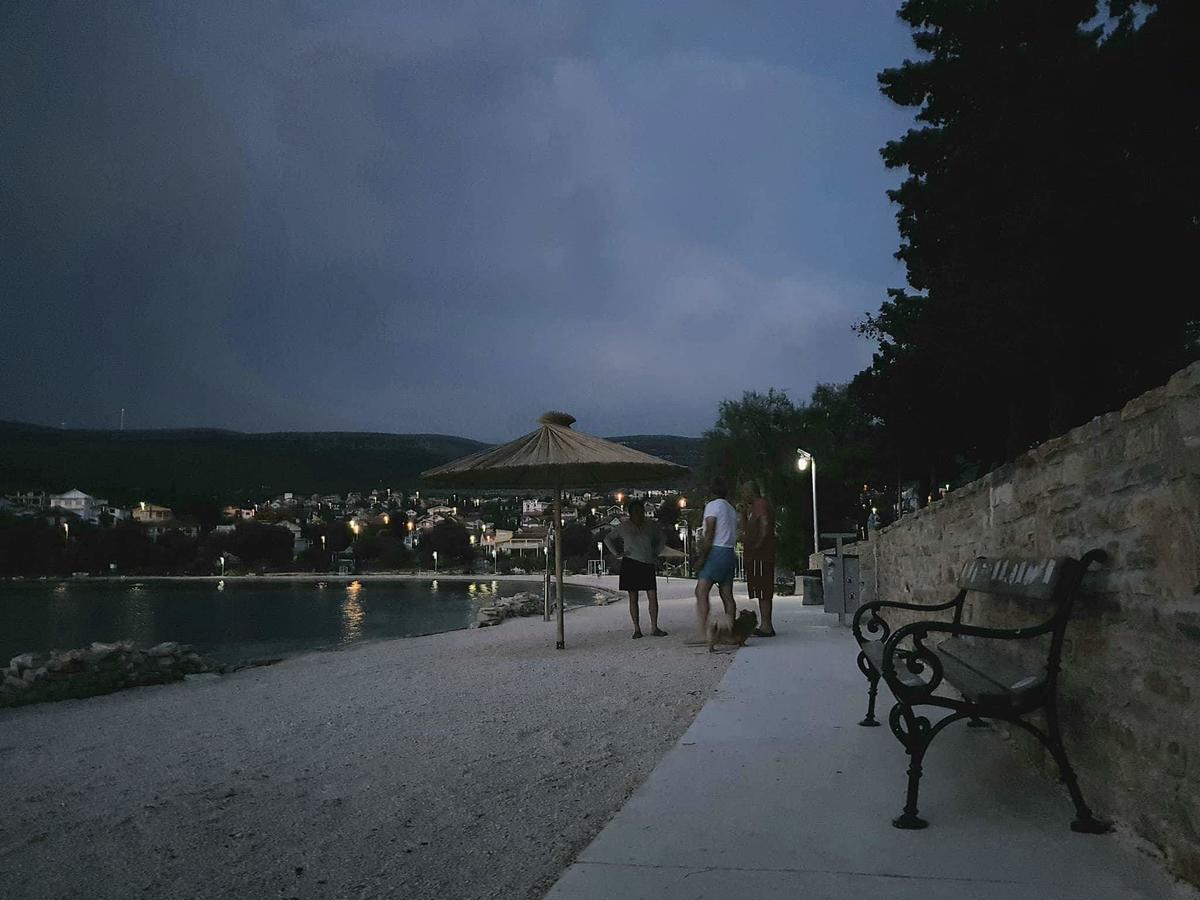 Apartment Larisa Gornji Karin Εξωτερικό φωτογραφία