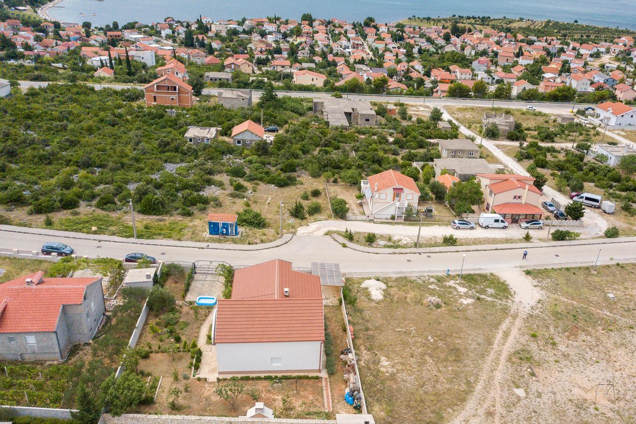 Apartment Larisa Gornji Karin Εξωτερικό φωτογραφία