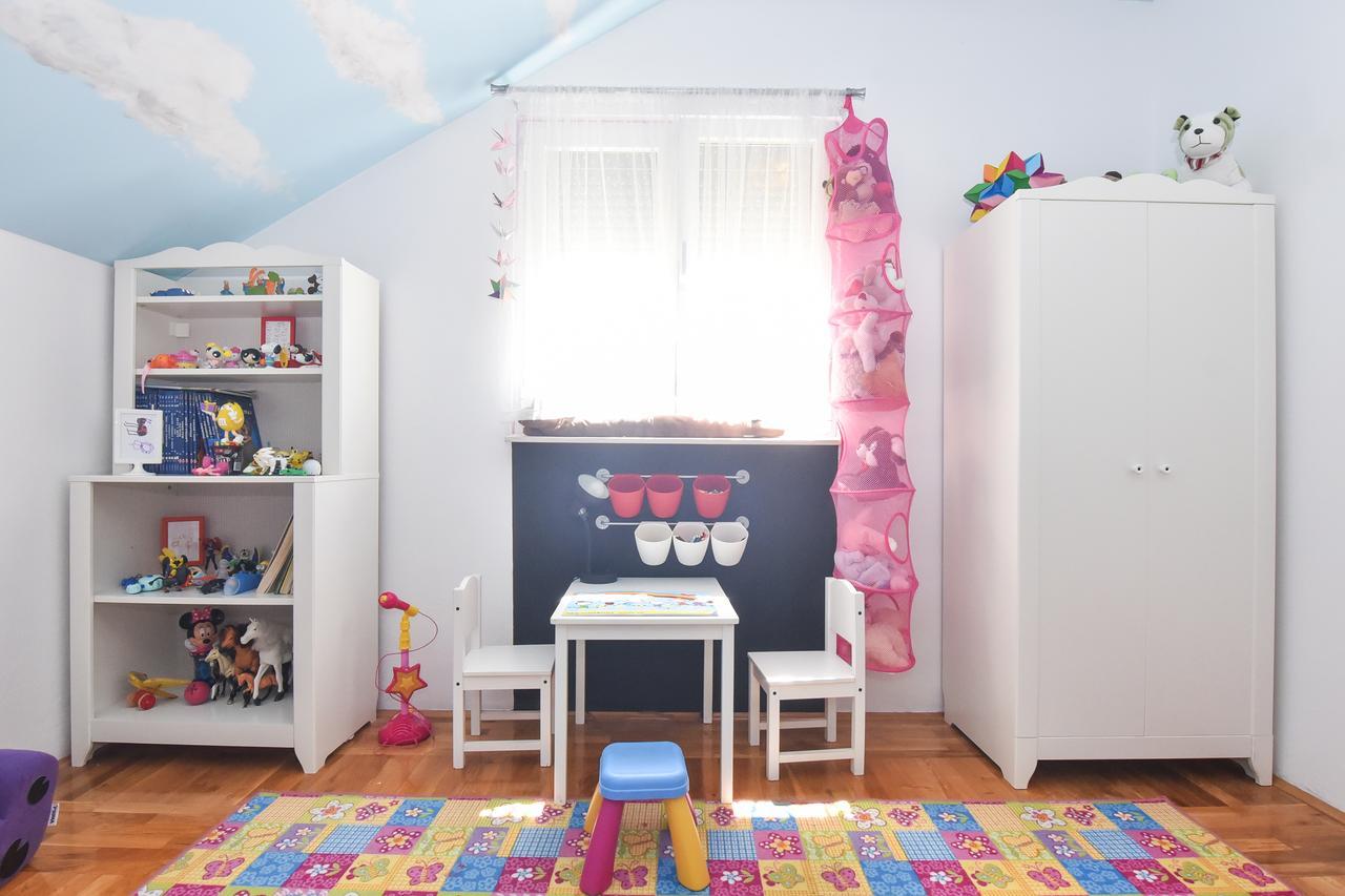 Apartment Larisa Gornji Karin Εξωτερικό φωτογραφία