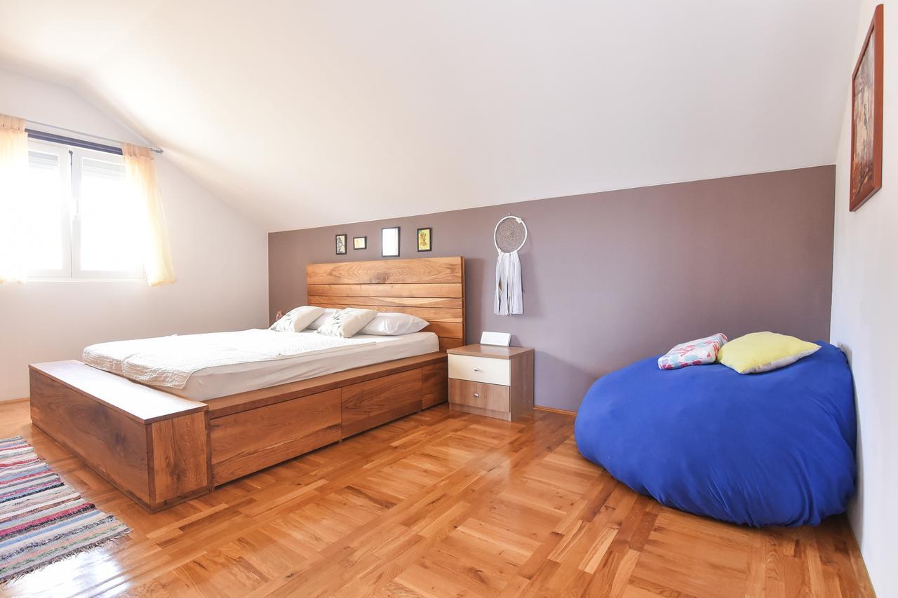 Apartment Larisa Gornji Karin Εξωτερικό φωτογραφία